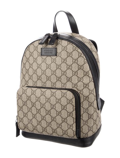 GUCCI GG Supreme Monogram Small Eden Day Backpack .